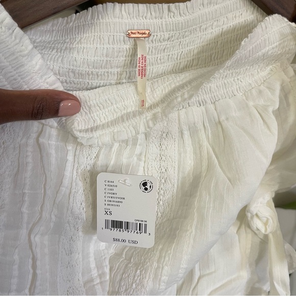 Free People Feeling Fancy Romper. Size: XS - Picture 12 of 12